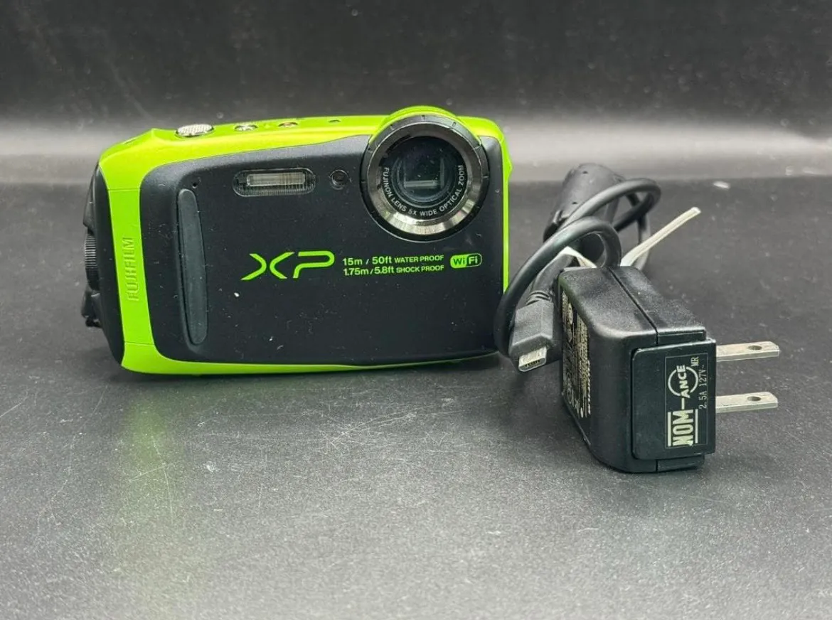 フジフイルム FinePix XP90 コンパクトカメラ
